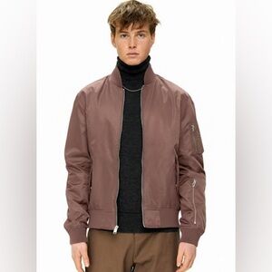 The Very Warm Men’s Bomber Jacket